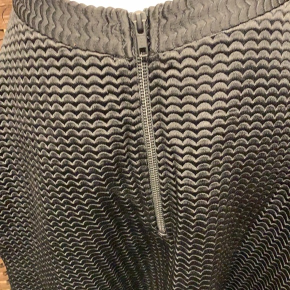 NWT Kendall and Kylie size M - Picture 3 of 7